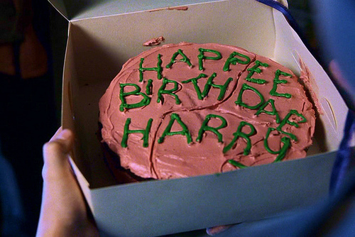 Mmmm cake a la Hagrid. (image source)